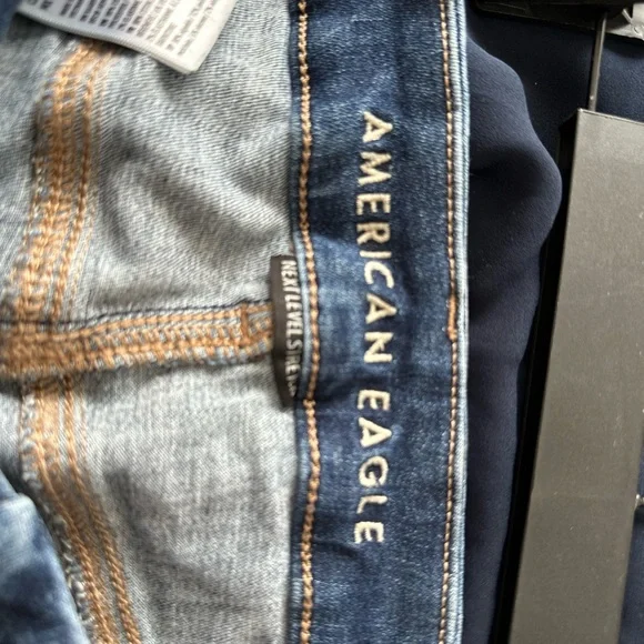 American Eagle Outfitters Women's Dark Blue Skinny Jeans - Picture 3 of 4